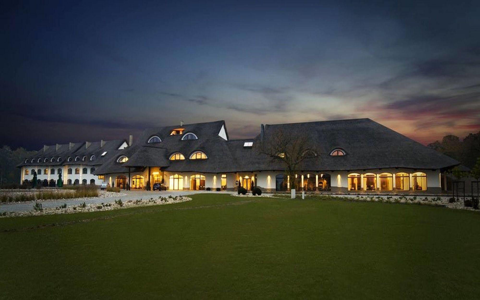 Hotel Remes Opalenica Exteriér fotografie